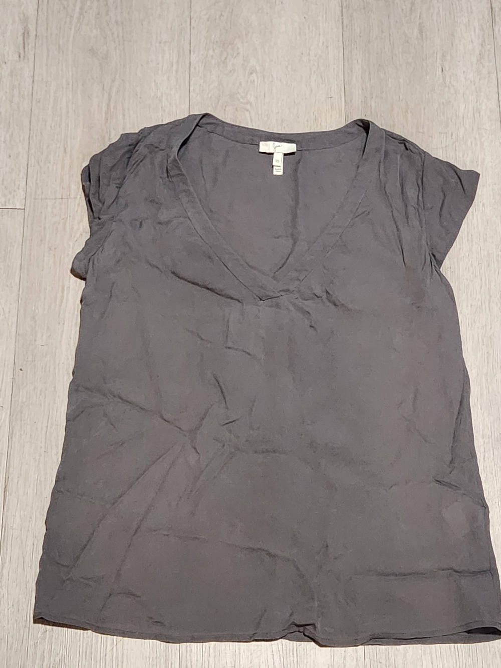 Joie 100% Silk Charcoal Grey Deep V-Neck Cap Sleeve Blouse Top XS